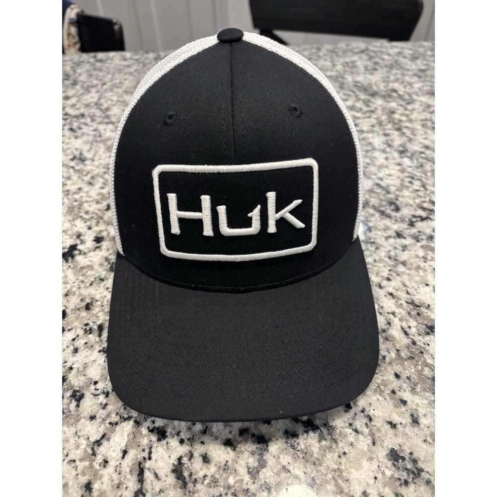 Huk Performance Fishing Hat Cap Fitted Flex S-M Black Logo Stretch Mesh Back